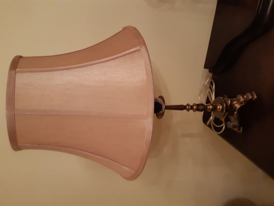 Lampa mosiężna z kloszem
