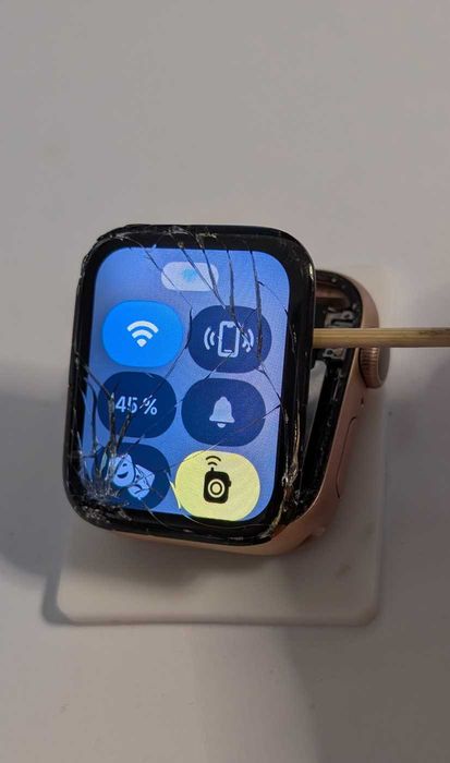 Під переклей тільки екран модуль apple watch se ii 5 40 тач працює
