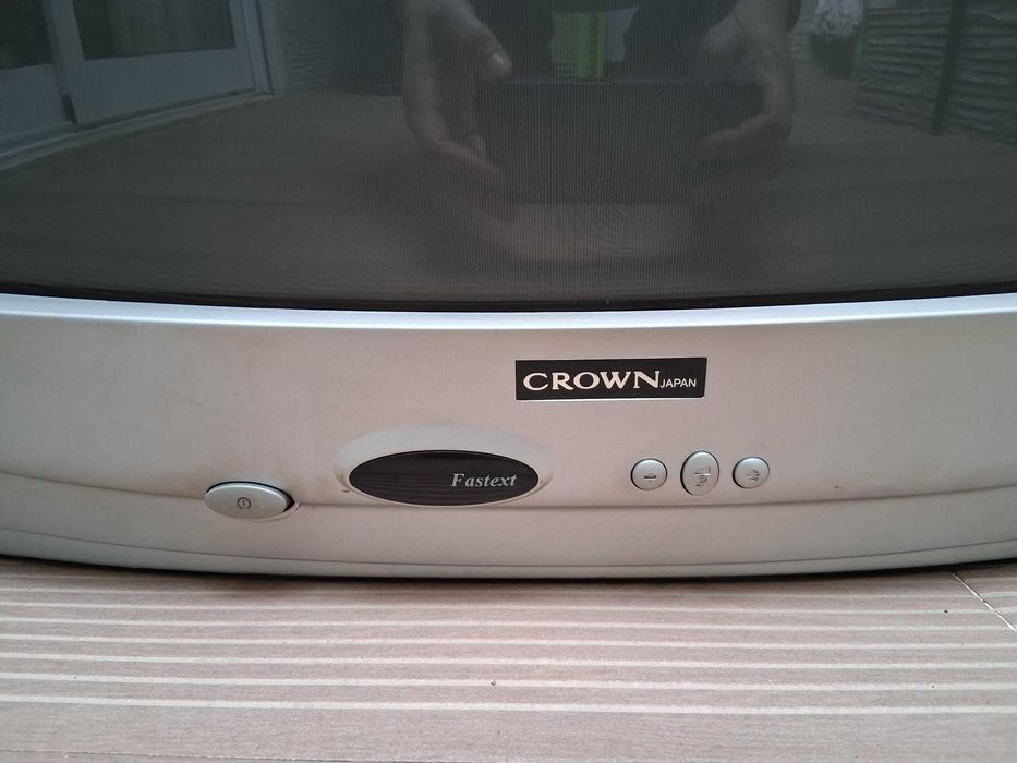 Vende-se Televisão Crown Usada
