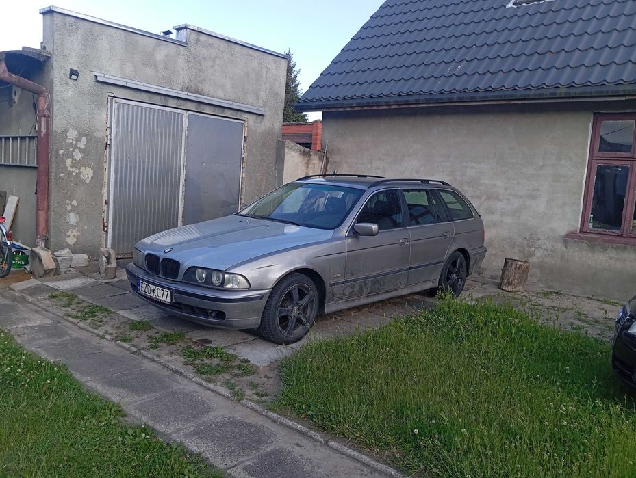 BMW E39 2.0 Benzyna