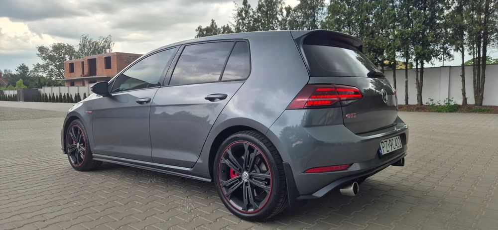 Volkswagen Golf 2.0 16V GTI 245KM DSG