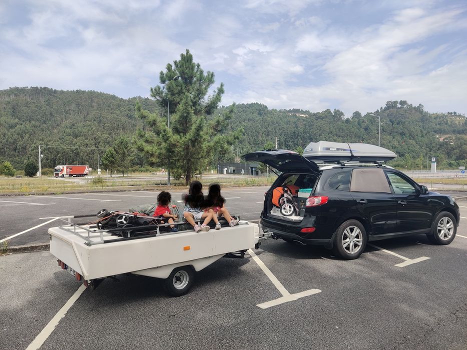 Atrelado tenda Saurium