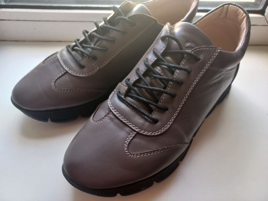 Кросівки жіночі Ecco