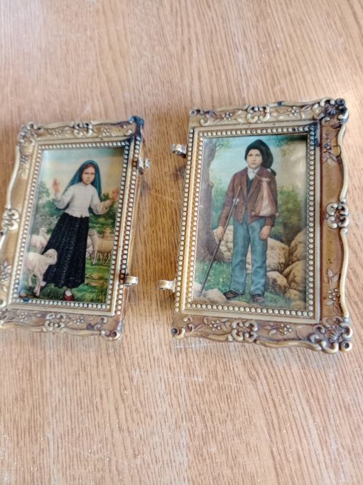 Molduras com os pastorinhos de Fátima