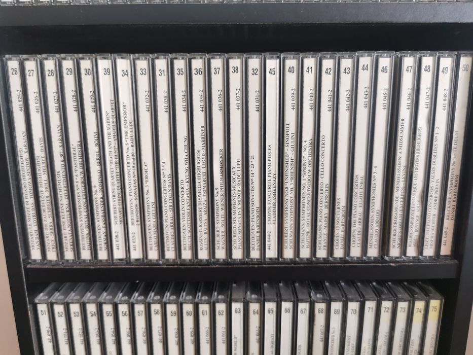 Móvel c/100 CD's Prestige Collection (Música Clássica) - NOVO