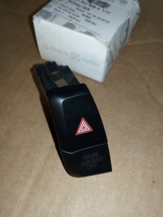 Interruptor 4 piscas AUDI A4 A5 2008 A 2012