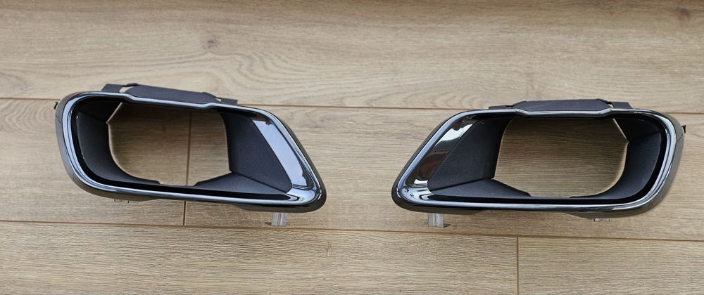 Черные насадки выхлоп BMW G05 G06 G07 X5 X6 X7