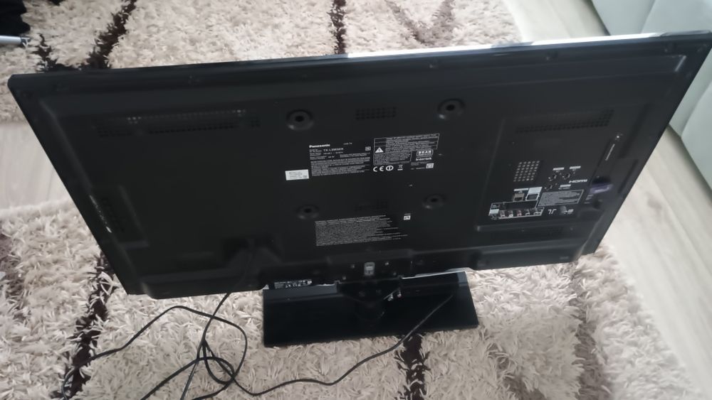 Telewizor Panasonic TX-L39E6EK - USZKODZONY