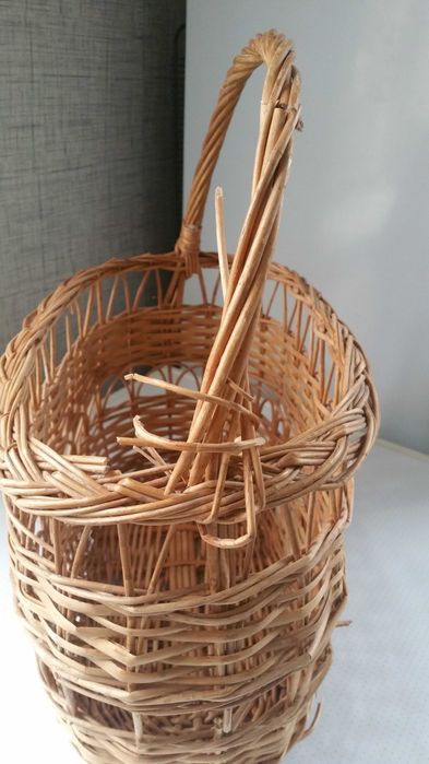 Кошик з лози (корзина)