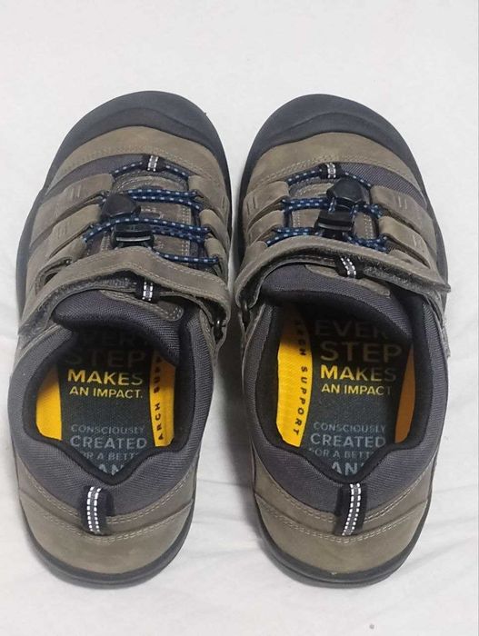 кроссовки  KEEN (новые)