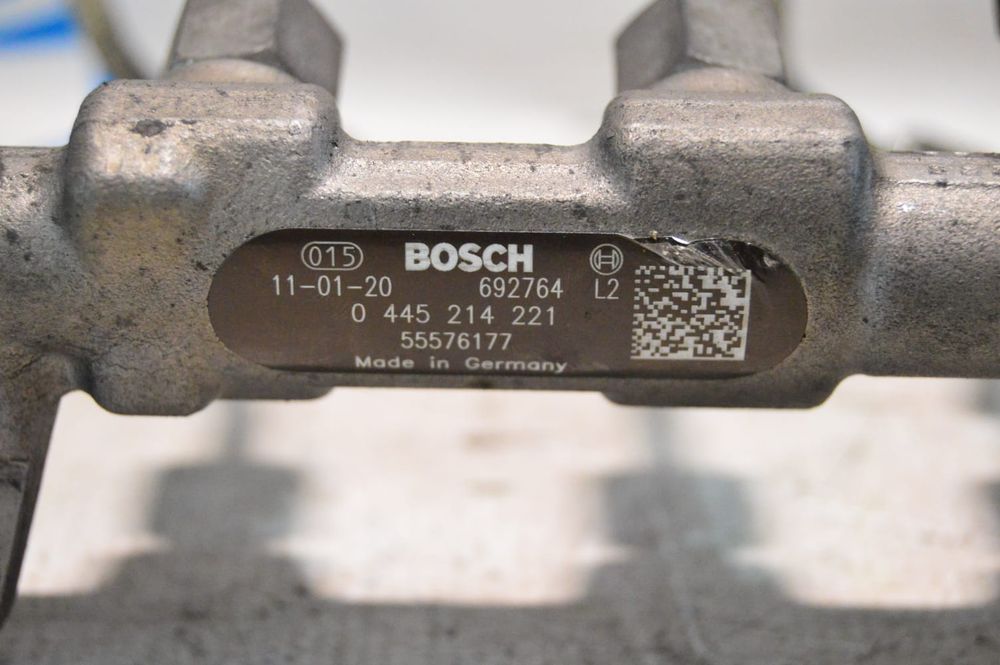REGUA INJETOR INJETORES INJECTOR INJECTORES BOSCH OPEL GM55576177