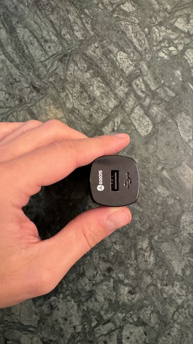 Carregador / adaptador isqueiro carro USB