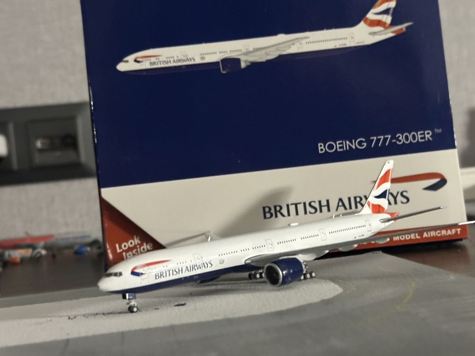 Продаю 4 масштабных моделей