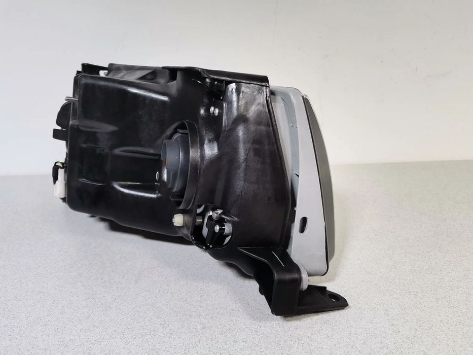 lampa reflektor lewy lexus ls 89-94 koito oryginał europejski