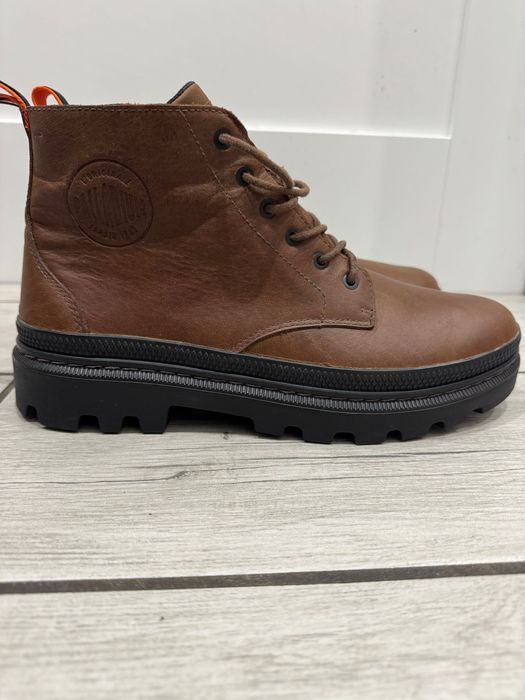 Buty Palladium Pallatrooper WP+ Brązowe skórzane 42 r