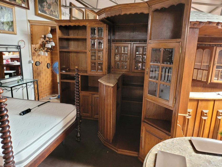 Móvel de canto em madeira com bar - Muito bom estado geral