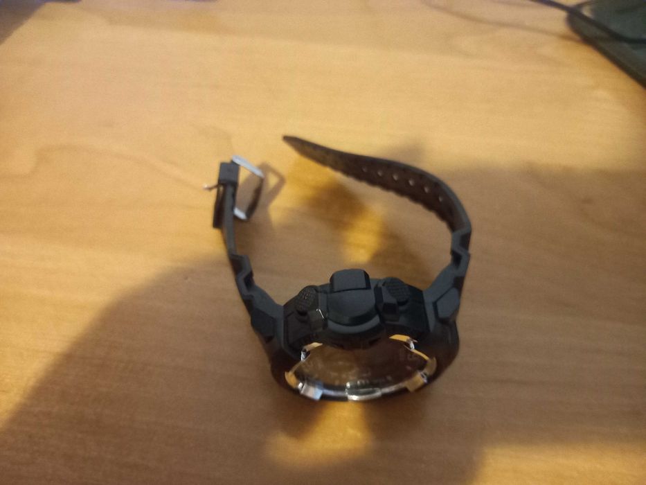 Zegarek cyfrowy sportowy