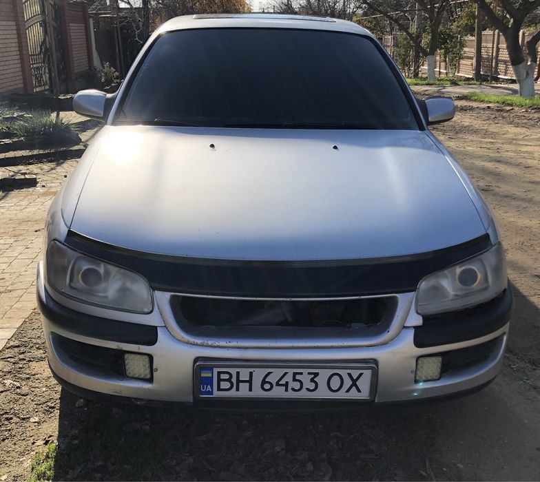 Opel Omega 2.0 бенз.1997г