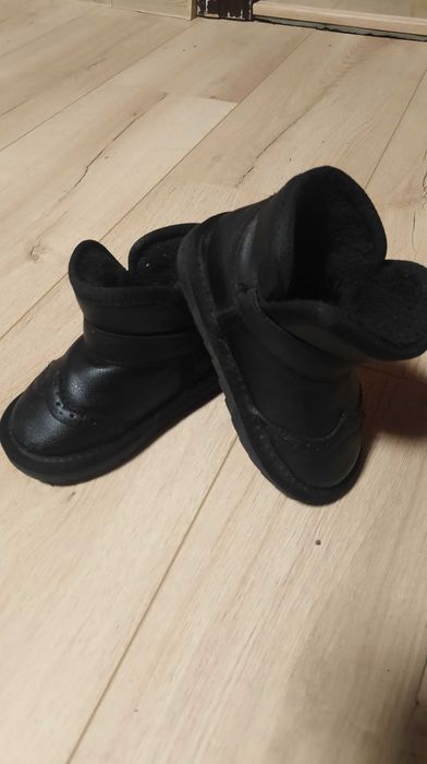 Шкіряні угги для діток