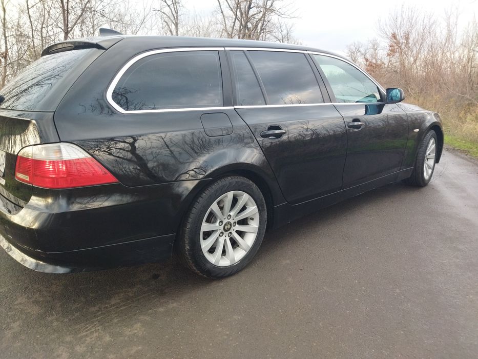 Продам BMW e61 2006