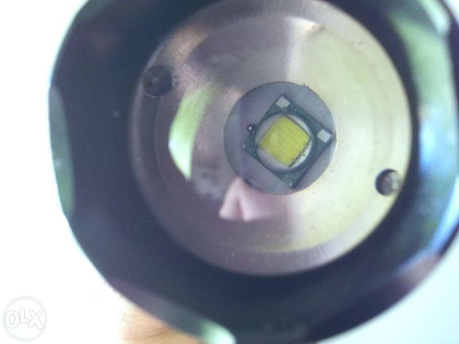 kit Lanterna Cree 1600 lumens com Zoom + acessórios