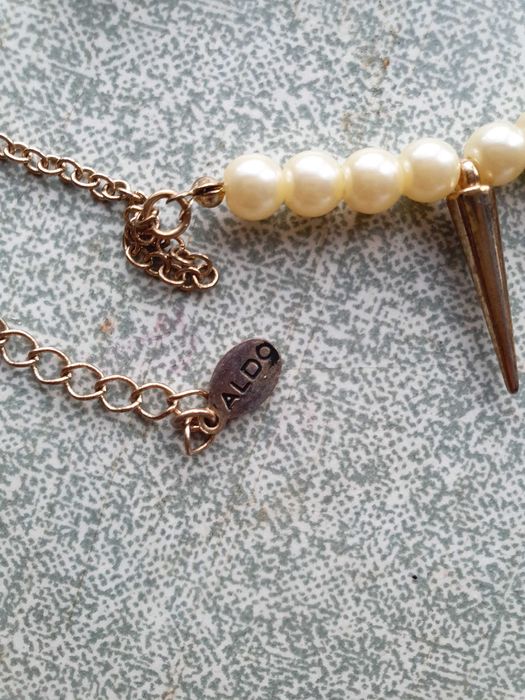 Naszyjnik aldo zloty z perelkami