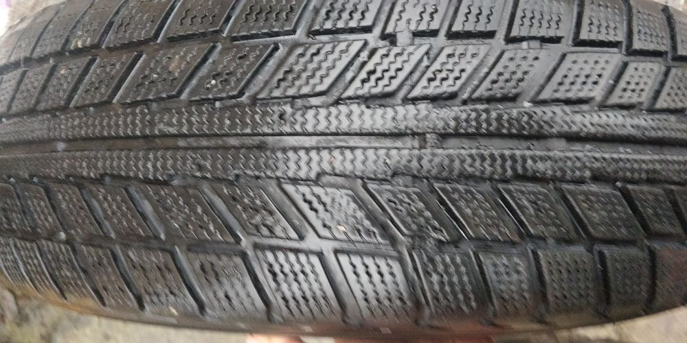 Продам зимові шини R15 Бєлшина