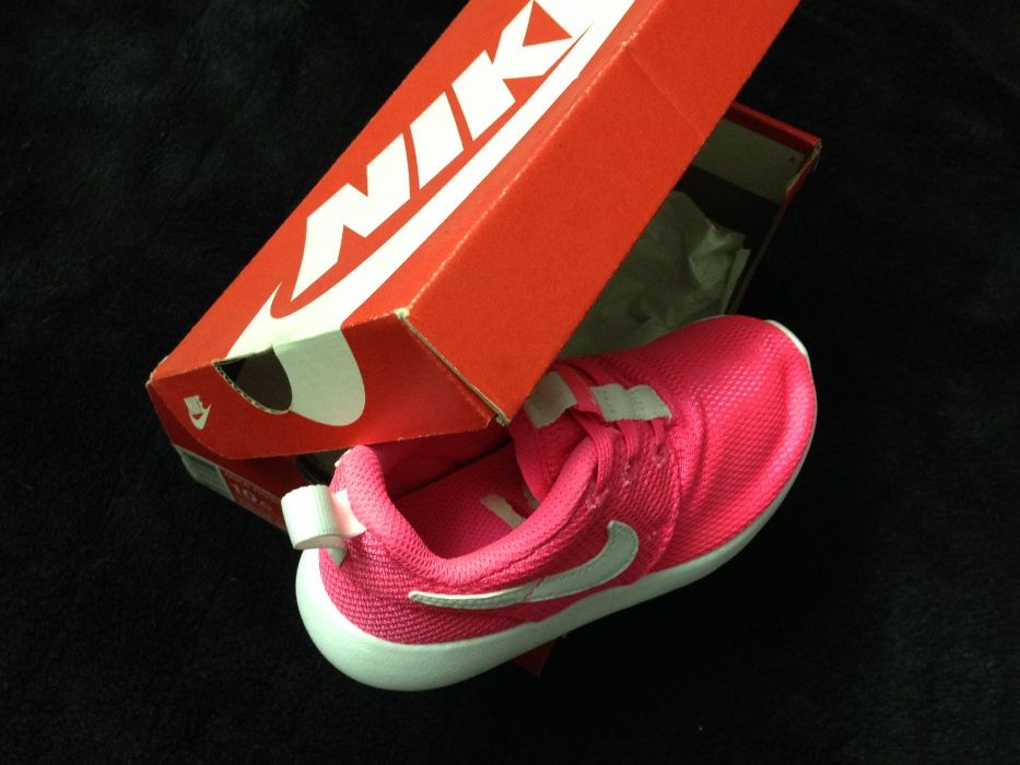 sapatilhas NIKE criança - novas