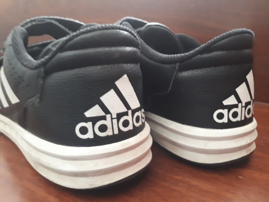 Sapatilhas adidas