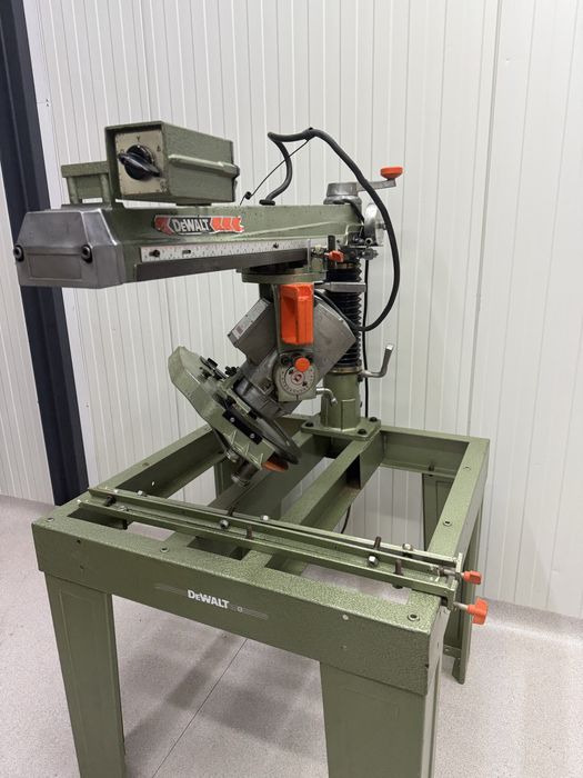 DeWalt 1600s Pila Radialna / ukośnica piła 400mm