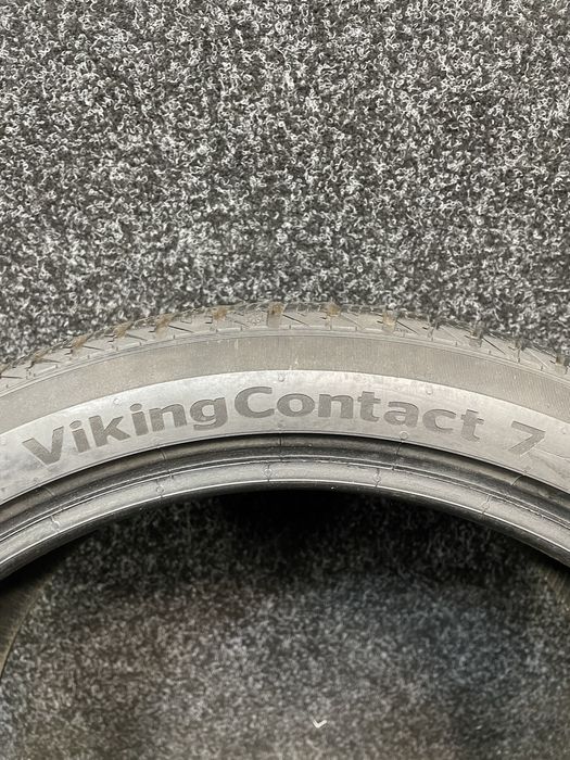 Continental 235/40R18 VikingContact 7