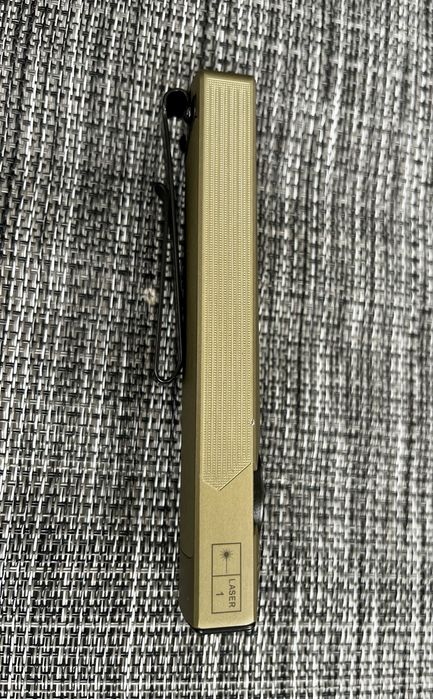 Latarka Olight Arkfeld Ultra