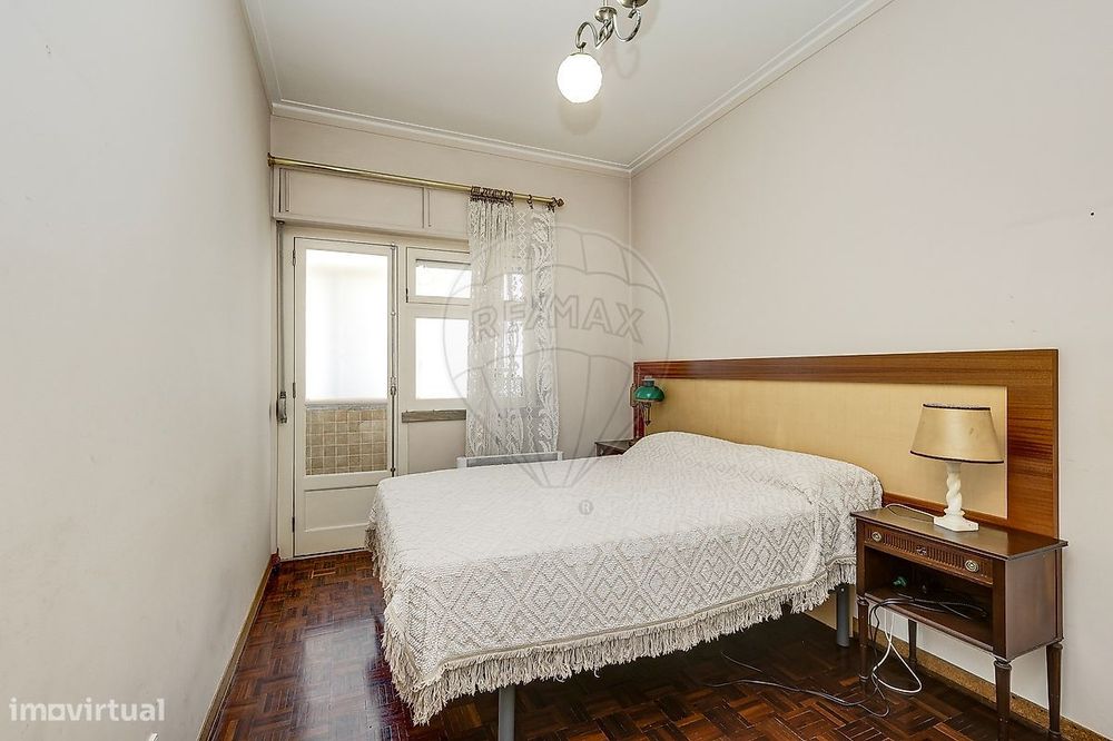 Apartamento T4 para arrendamento
