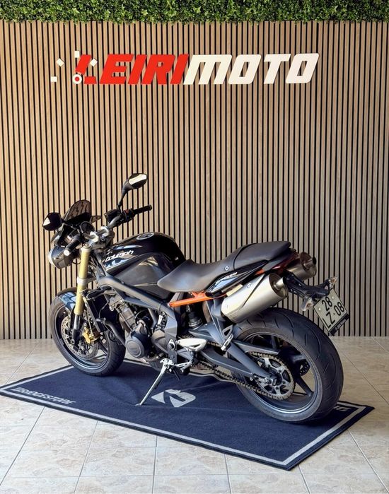 Triumph Street Triple 675