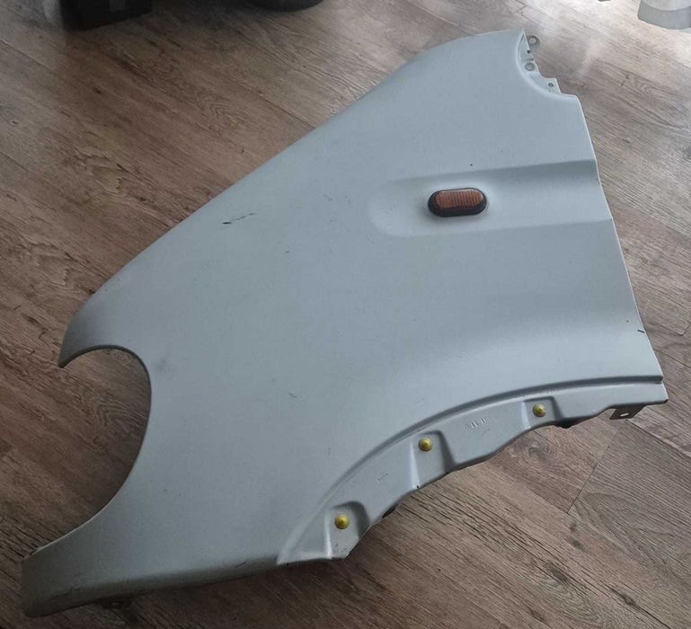 Błotnik Lewy Przedni RENAULT MASTER II (98-03r.) Oryginalny Biały