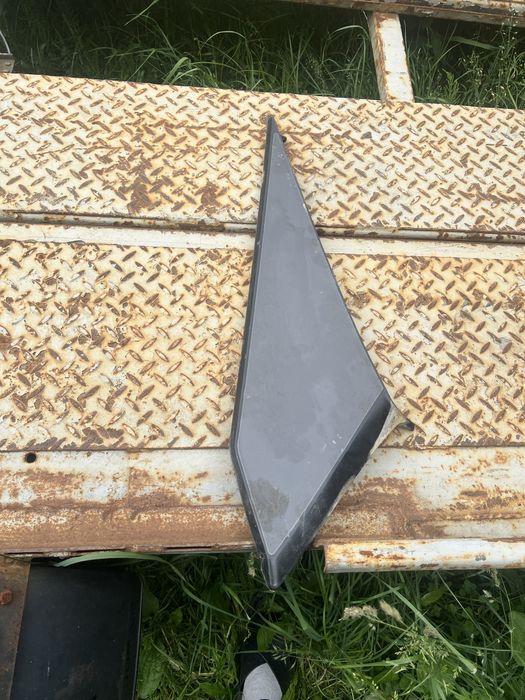 OEM BRP 708303785 RH Exterior Deep Black Body Panel бокова панель