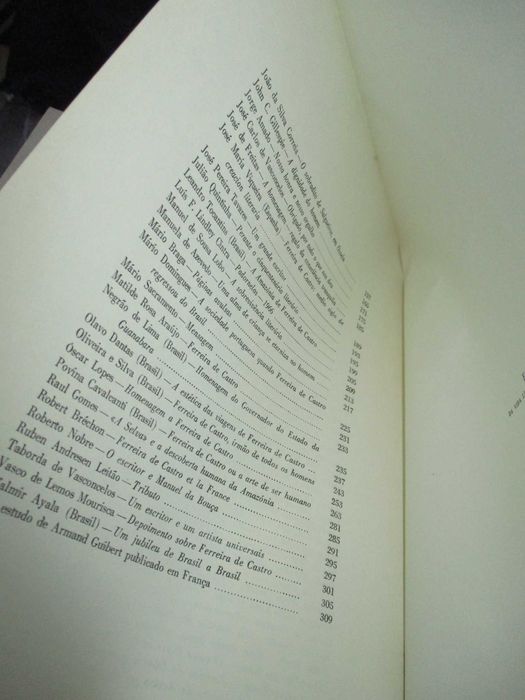 Livro do Cinquentenário da vida literária de Ferreira de Castro