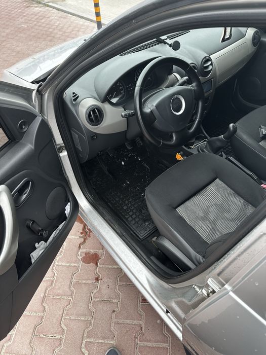 Dacia sandero AC. 1.2 LPG