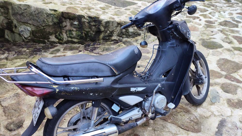 Mota escavada keeway partner 110