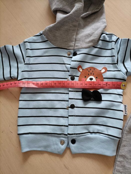 Komplet niemowlęcy 56-62 chłopięcy dres