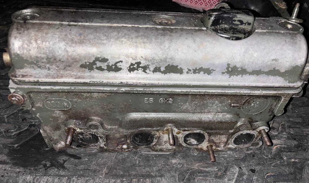 головка блока циліндрів