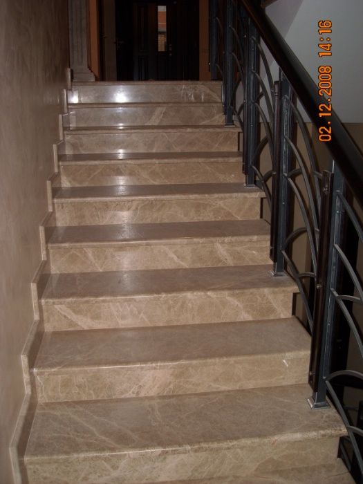 Ступени гранитные, мраморные. Индивидуальное изготовление.
