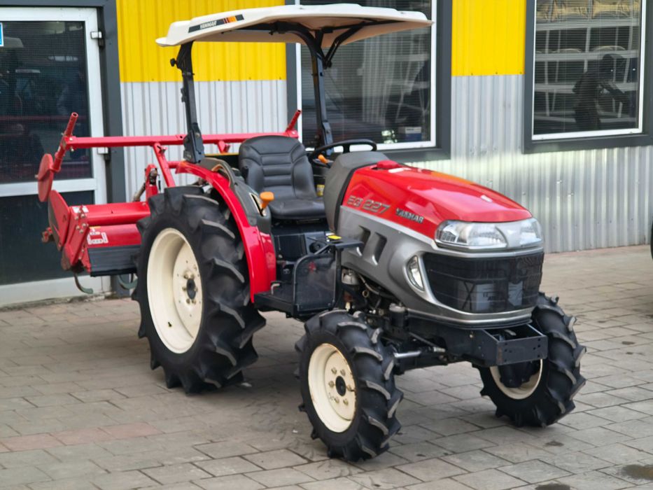 Японський мінітрактор Янмар Yanmar EG 227