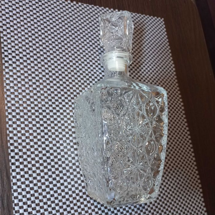 Хрустальный графин ( штоф)