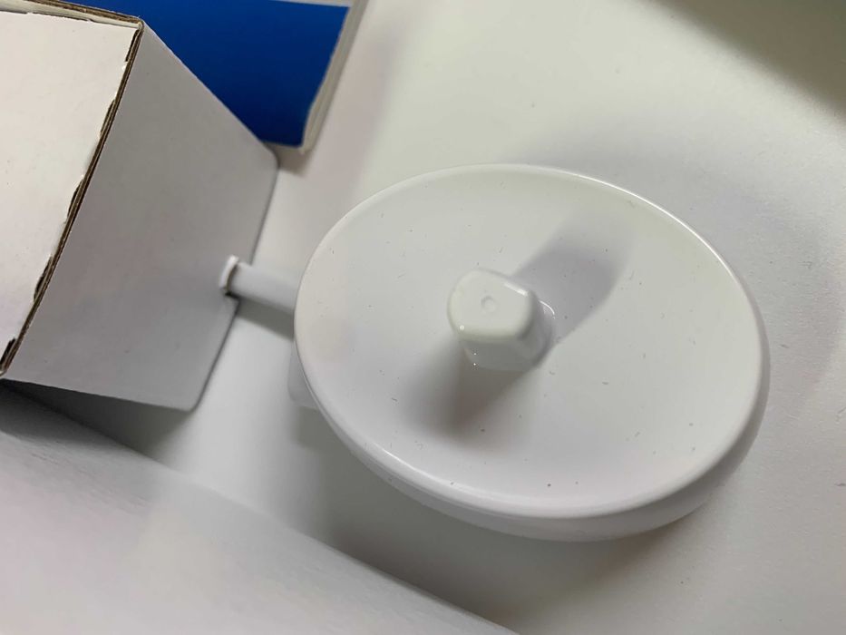 Elektryczna szczoteczka do zębów Oral-B Pro Series 1 Braun