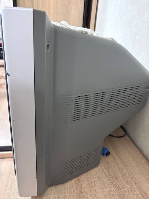 Телевізор Sharp робочий