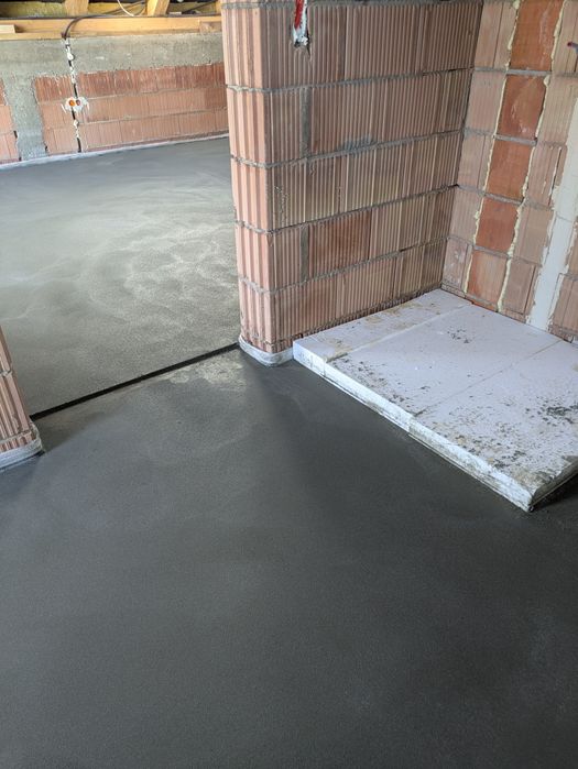 Wylewki maszynowe / posadzki cementowe