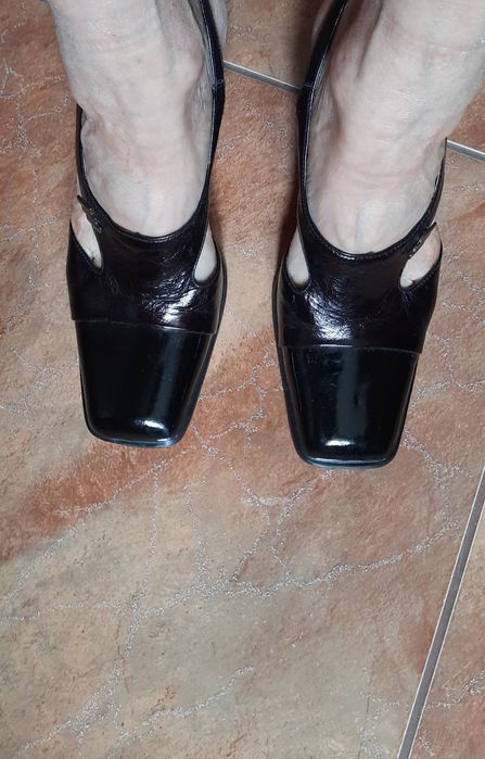 Женские летние туфли кожаные