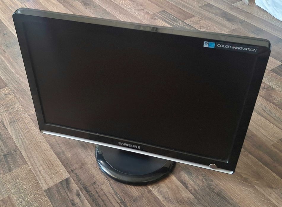 Монітор 19" Samsung Syncmaster 931CW