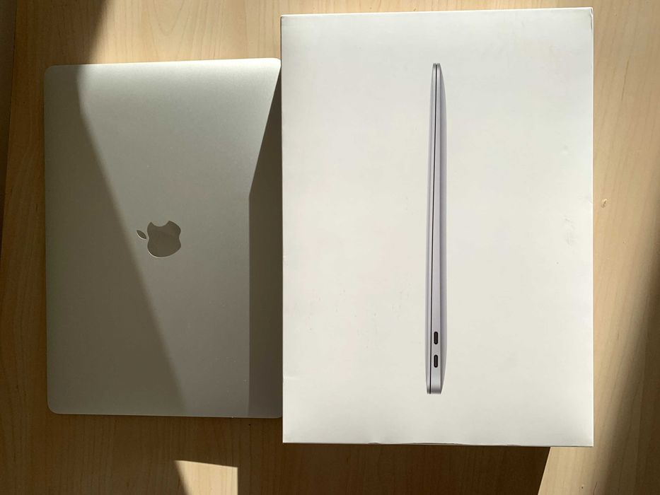 Macbook Air M1 256 8